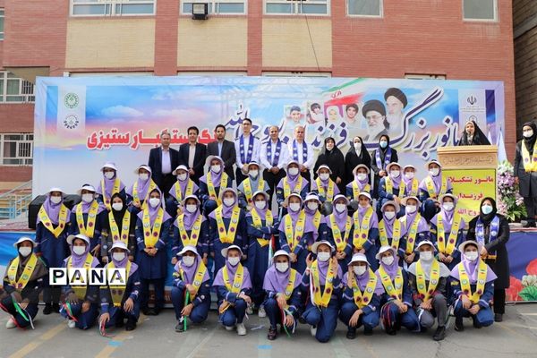 مانور بزرگ فرزندان روح الله زنگ استکبارستیزی در شهرستان قدس