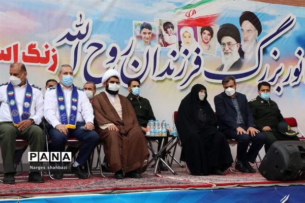 مانور بزرگ فرزندان روح الله زنگ استکبارستیزی در شهرستان قدس