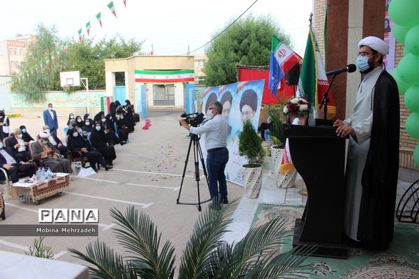 نواختن زنگ استکبار ستیزی در بوشهر