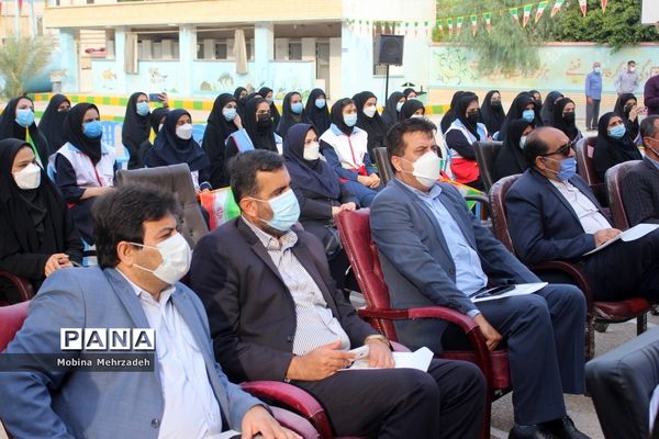 نواختن زنگ استکبار ستیزی در بوشهر