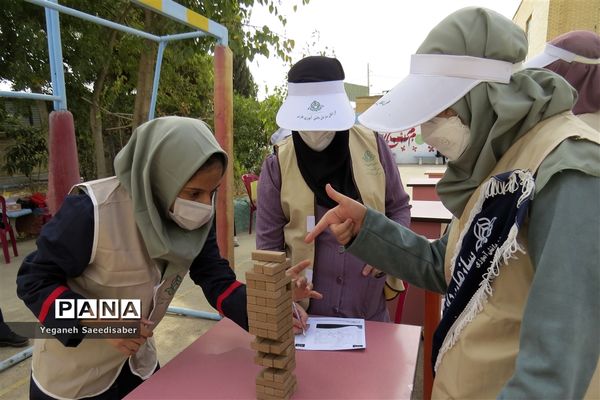 برگزاری مرحله مدرسه‌ای المپیاد بازی‌های فکری-سرگرمی رویش در ناحیه 3 شیراز