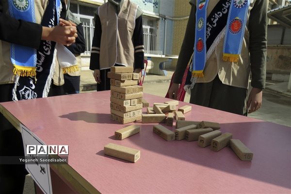 برگزاری مرحله مدرسه‌ای المپیاد بازی‌های فکری-سرگرمی رویش در ناحیه 3 شیراز