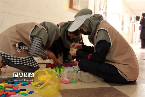برگزاری مرحله مدرسه‌ای المپیاد بازی‌های فکری-سرگرمی رویش در ناحیه 3 شیراز