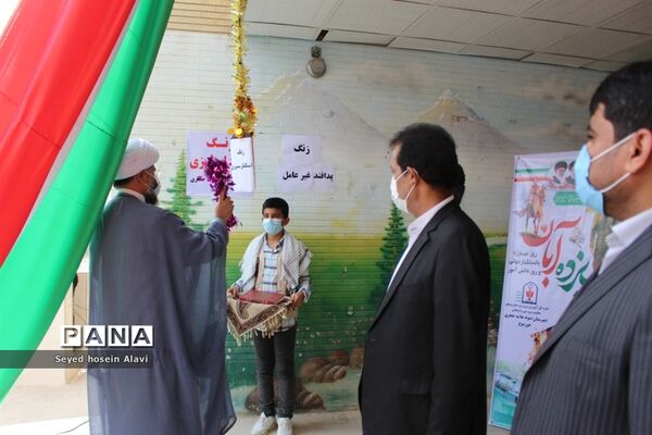 زنگ استکبار ستیزی در مدارس شهرستان دشتی