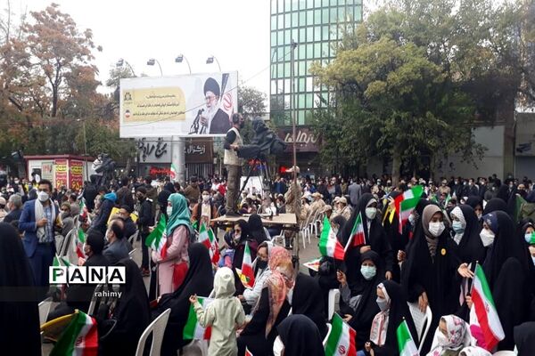 بزرگداشت روز دانش‌آموز در بجنورد