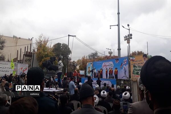 بزرگداشت روز دانش‌آموز در بجنورد