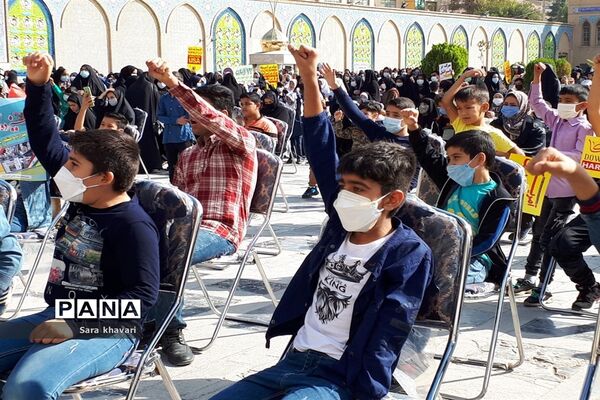 حماسه دانش‌آموزان  پیشوا در روز ۱۳ آبان