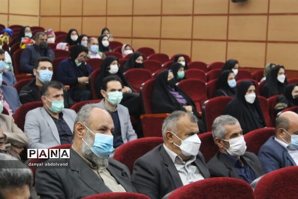 نشست صمیمی با رییس کمیسیون برنامه و بودجه مجلس به مناسبت ۱۳ آبان  در محمودآباد