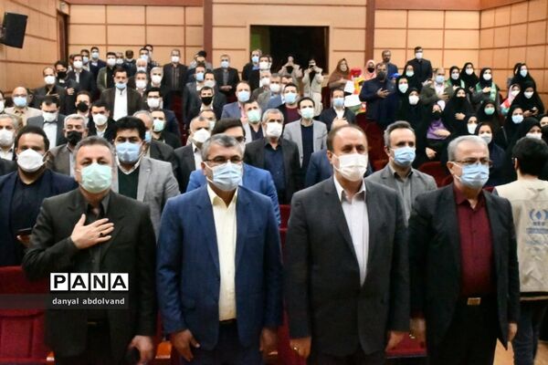 نشست صمیمی با رییس کمیسیون برنامه و بودجه مجلس به مناسبت ۱۳ آبان  در محمودآباد