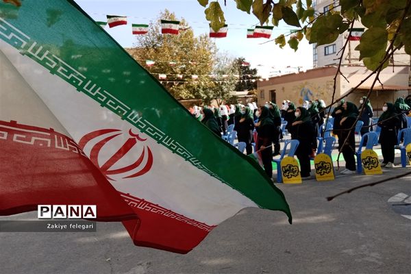 روز دانش‌آموز و یوم الله ۱۳ آبان در ناحیه دو بهارستان