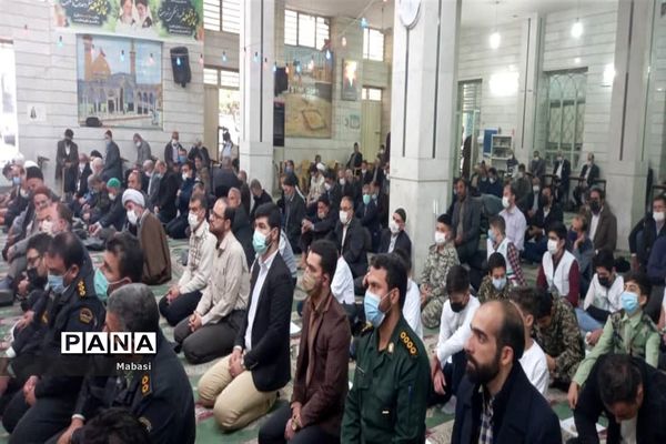 حضور دانش‌آموزان اداره آموزش و پرورش  ناحیه۶ در نمازجمعه خوراسگان