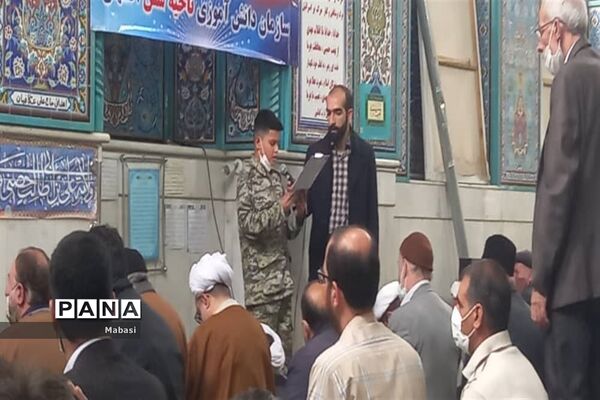 حضور دانش‌آموزان اداره آموزش و پرورش  ناحیه۶ در نمازجمعه خوراسگان