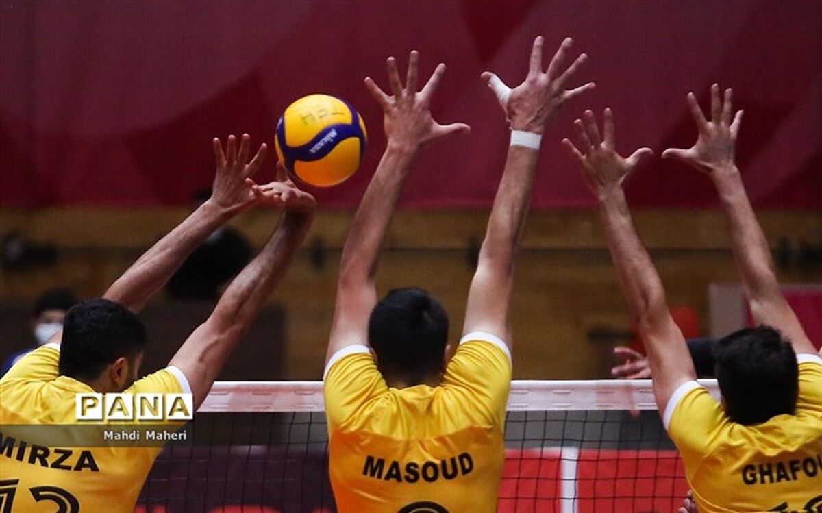 سرمربی تیم ملی والیبال باید جلوی بازیکن‌سالاری را بگیرد