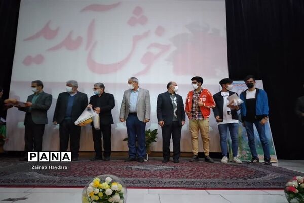 تجلیل از منتخبین دانش‌آموز پسردرحوزه پرورشی  آموزش و پرورش ملارد
