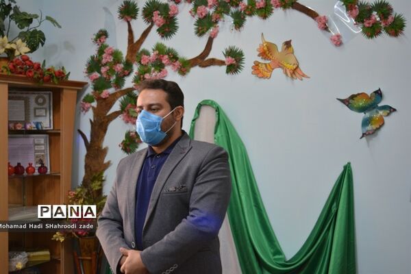 مراسم تقدیر از منتخبان مسابقات قرآن عترت و نماز سال قبل در مکان دارالقرآن ناحیه یک مشهد مقدس