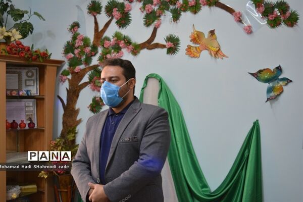 مراسم تقدیر از منتخبان مسابقات قرآن عترت و نماز سال قبل در مکان دارالقرآن ناحیه یک مشهد مقدس