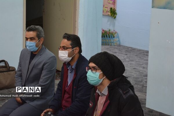 مراسم تقدیر از منتخبان مسابقات قرآن عترت و نماز سال قبل در مکان دارالقرآن ناحیه یک مشهد مقدس