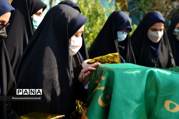 بزرگداشت مقام حضرت عبدالعظیم حسنی در هنرستان آل یاسین منطقه ۱۲