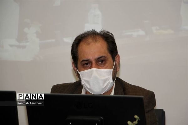 نشست مدیرکل مدارس غیر انتفاعی وزارت آموزش و پرورش در فارس