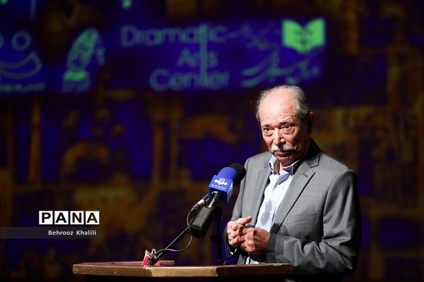 آیین رونمایی از پوستر بیستمین جشنواره نمایش‌های  آیینی و سنتی