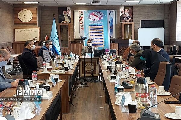همایش آشنایی اولیا با مفاهیم سند تحول بنیادین