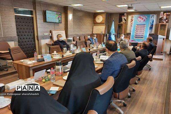 همایش آشنایی اولیا با مفاهیم سند تحول بنیادین