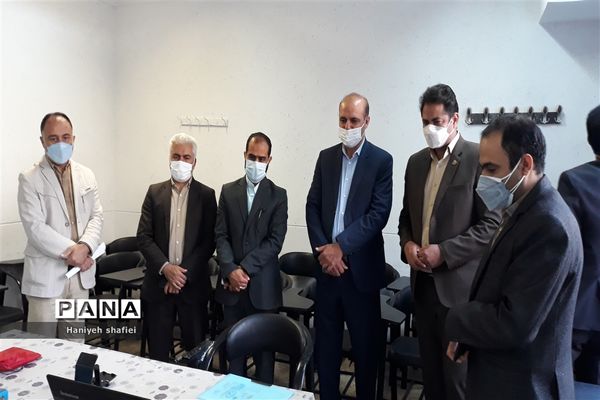 برگزاری مسابقات بازی‌های فکری سرگرمی رویش به صورت آنلاین در  در دبیرستان شهید صالحی شیراز