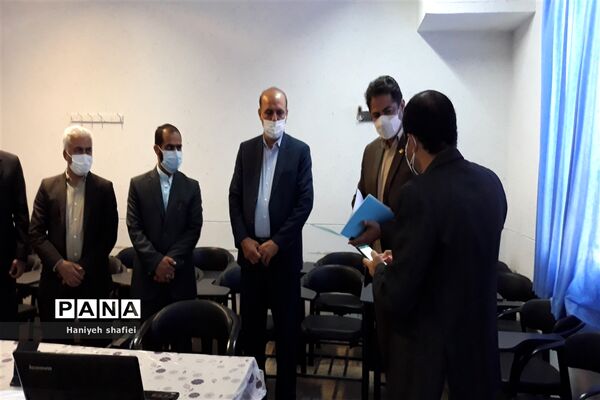 برگزاری مسابقات بازی‌های فکری سرگرمی رویش به صورت آنلاین در  در دبیرستان شهید صالحی شیراز