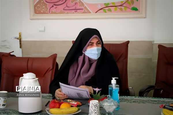 نشست شورای پرورشی منطقه 18 تهران