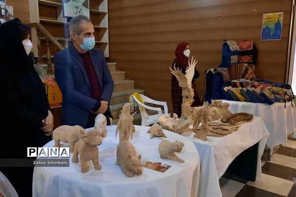 مراسم بزرگداشت روز فرهنگ‌عمومی