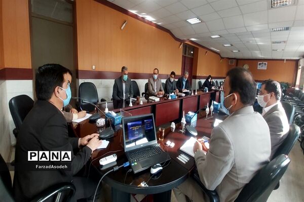 جلسه هم اندیشی موسسان مراکز غیر دولتی  کاشمر