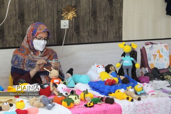 نمایشگاه و فروشگاه صنایع دستی در کانون فرهنگی تربیتی کوثر بوشهر
