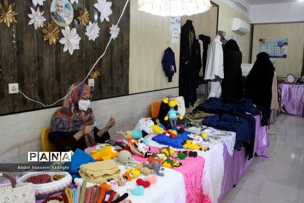نمایشگاه و فروشگاه صنایع دستی در کانون فرهنگی تربیتی کوثر بوشهر