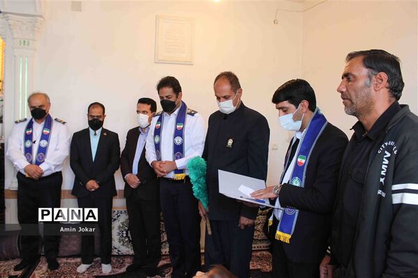 تقدیر مدیر سازمان دانش‌آموزی استان فارس از خانواده دانش آموز پیشتاز مرحومه مهسا هاشمی بالاشهری
