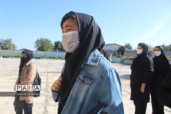 انتخابات شورای دانش‌آموزی در دبیرستان یاران امام گلوگاه