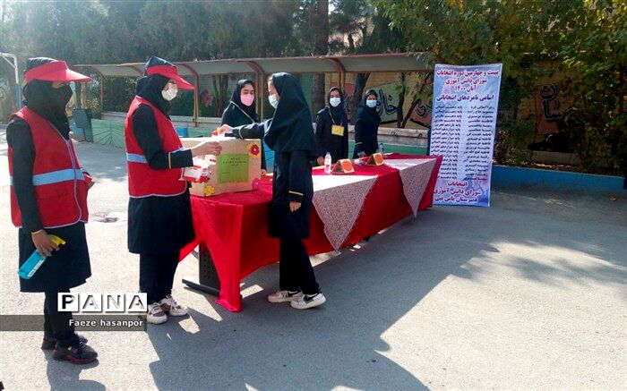 شورای دانش‌آموزی فرصتی برای تبادل اطلاعات و تجارب بین مسئولان و دانش‌آموزان است