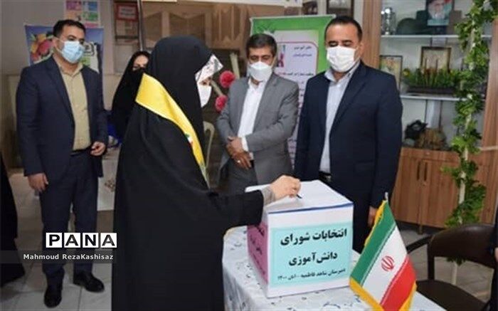 برگزاری بیست و چهارمین دوره انتخابات شورای دانش آموزی در ناحیه ۳ اهواز