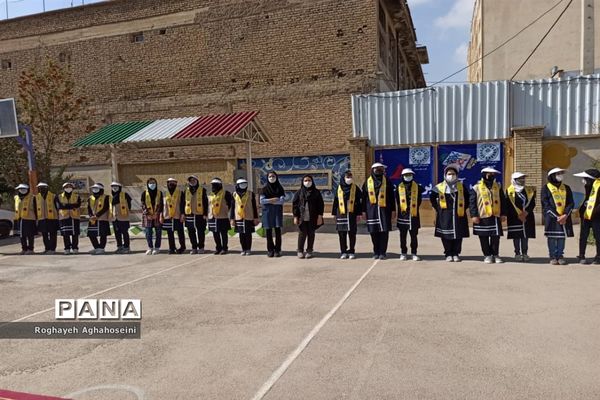 برگزاری مرحله آموزشگاهی المپیاد بازی‌های فکری سرگرمی رویش در شیراز