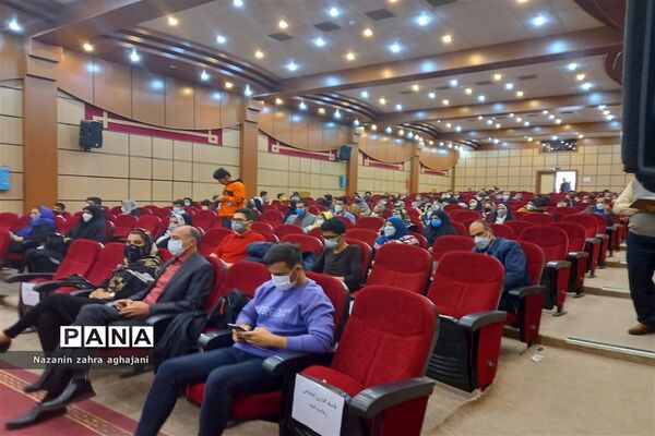 مراسم تقدیر از رتبه‌های برتر کنکور در رباط کریم