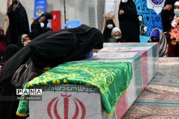 وداع با پیکر شهید فاطمه اسدی در حرم حضرت معصومه و مسجد جمکران