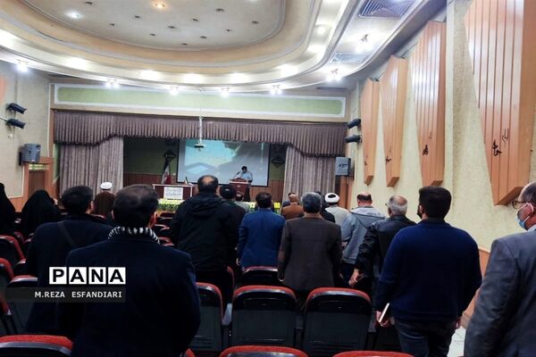 کارگاه توانمندسازی معاونان  پرورشی مدارس ناحیه یک قم