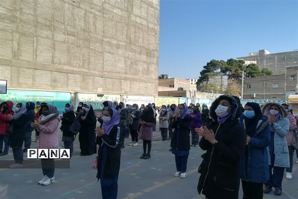 تجلیل از دانش‌آموزان دبیرستان شهید خشکباری شهرستان قدس