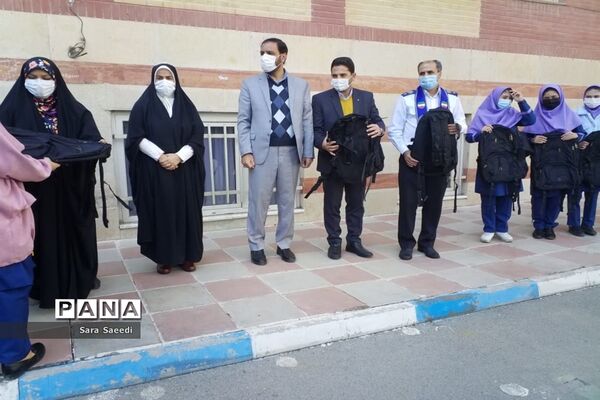 تجلیل از دانش‌آموزان دبیرستان شهید خشکباری شهرستان قدس