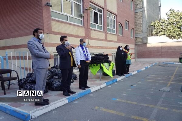 تجلیل از دانش‌آموزان دبیرستان شهید خشکباری شهرستان قدس