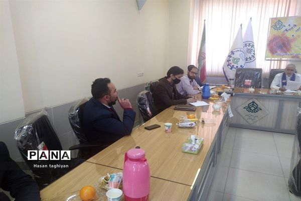 برگزاری جلسه هم اندیشی جذب و سازماندهی نواحی 6 گانه شهر اصفهان در سازمان دانش‌آموزی استان اصفهان