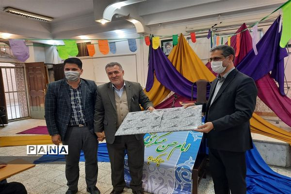 کاشت درخت بلوط به مناسبت میلاد امام حسن عسکری (ع) در منطقه ۱۵