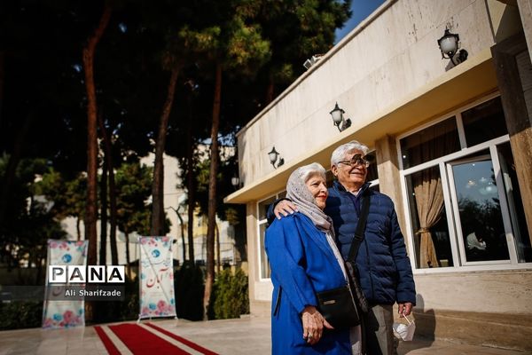 مراسم  جشن تولد هنرمندان پیشکسوت متولد آبان