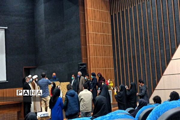 رونمایی از کتاب کوچک‌ترین دانش‌آموزان نویسنده شهر قدس