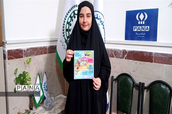 رونمایی از کتاب کوچک‌ترین دانش‌آموزان نویسنده شهر قدس