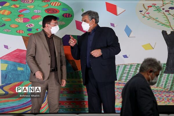 اولین جشنواره تصویرگری جلد کتاب‌های درسی دوره ابتدایی